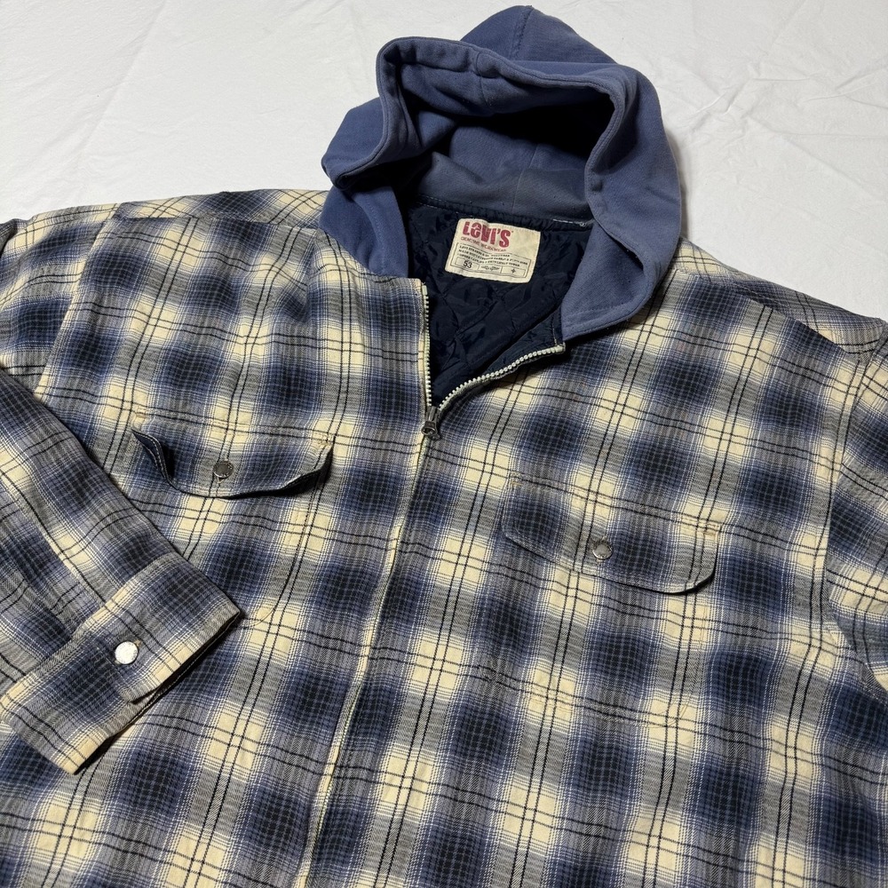 Vintage Levi’s Men's XXL Hooded Blue Plaid Flannel Shirt Jacket Shacket Quilted